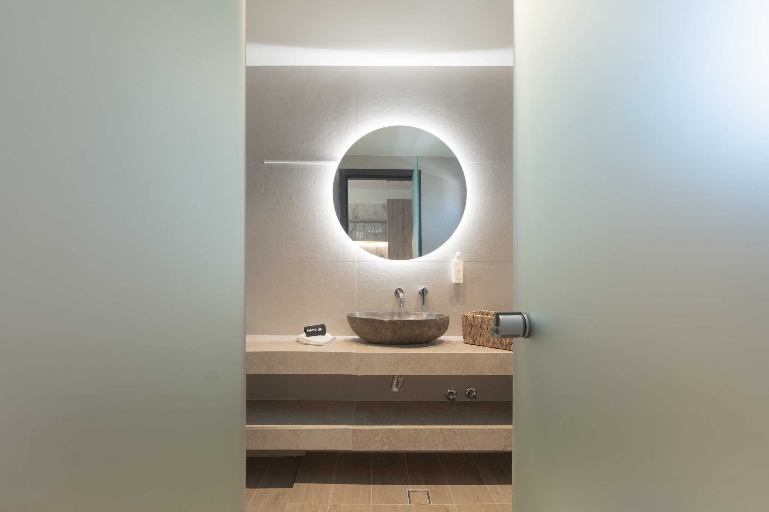 Tiara Holidays - Alora Luxury Suites - Suite with Jacuzzi & Poolside terrace kupatilo